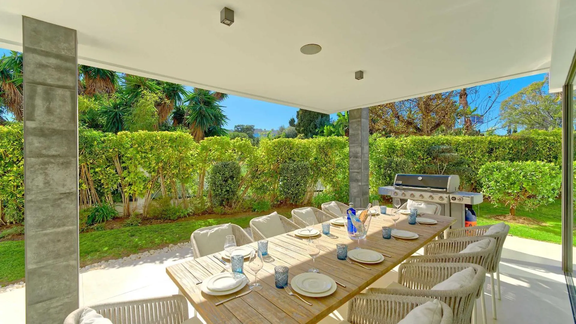 2244 New Modern Luxury Villa In Puerto Banus Marbella