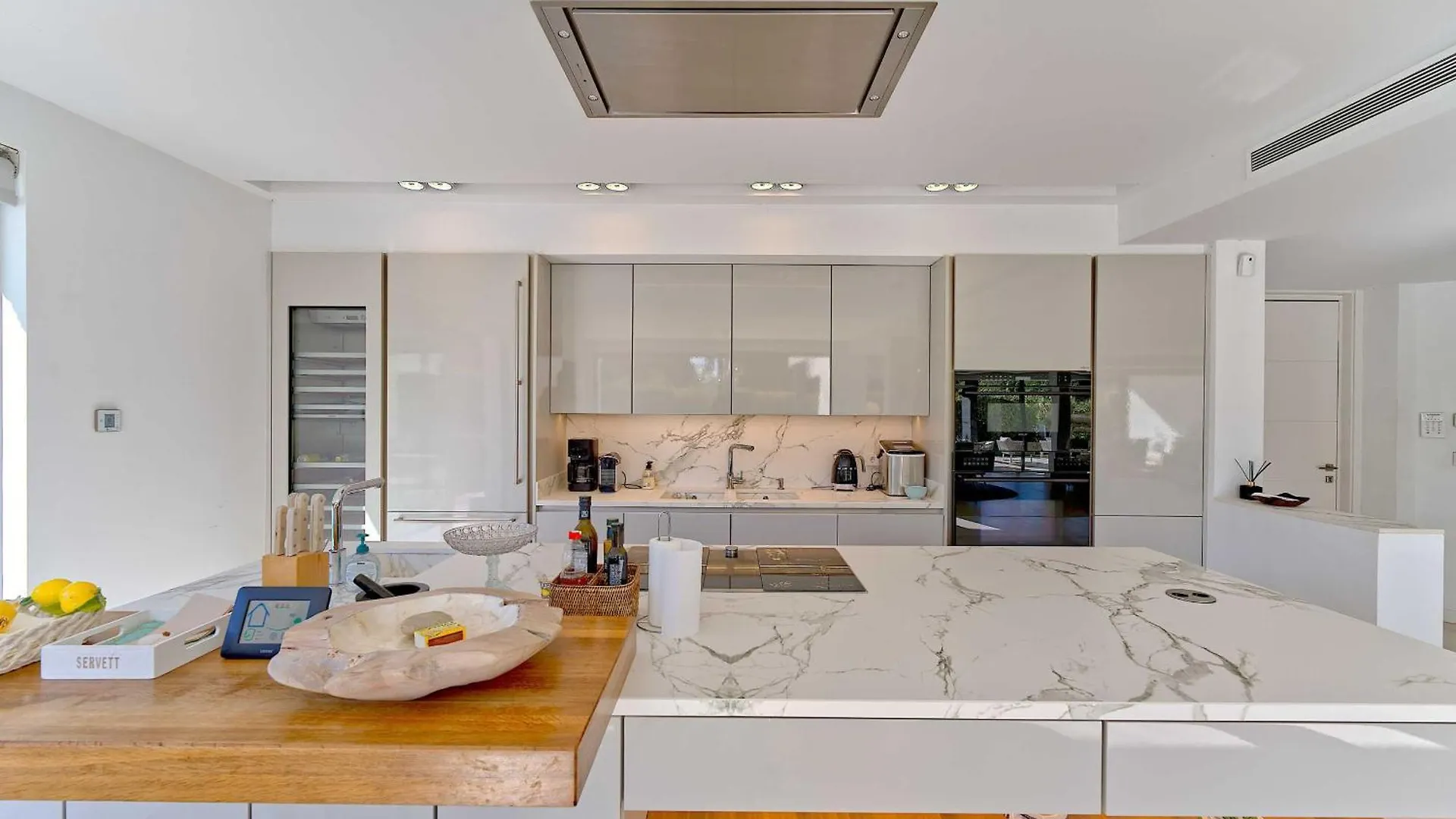 2244 New Modern Luxury Villa In Puerto Banus Marbella