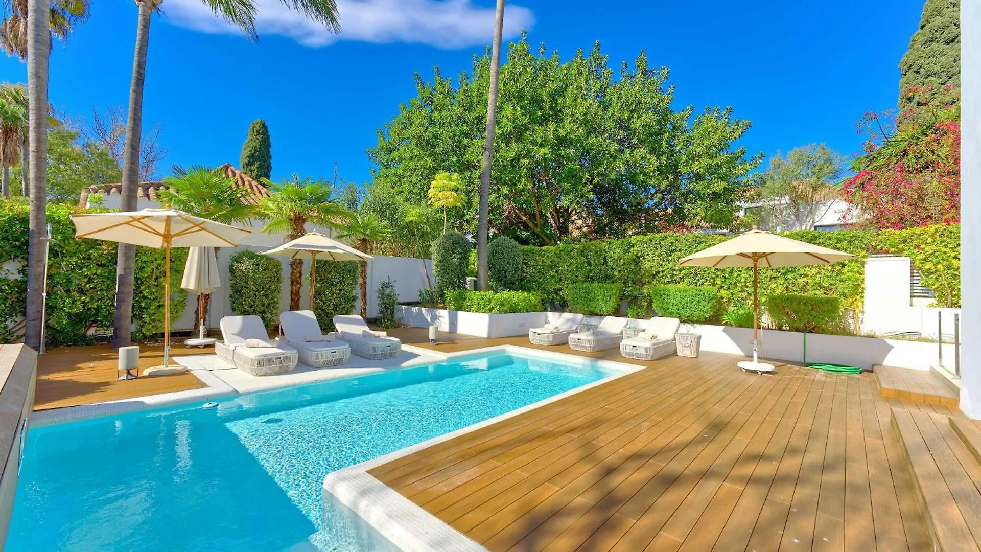 2244 New Modern Luxury Villa In Puerto Banus Marbella